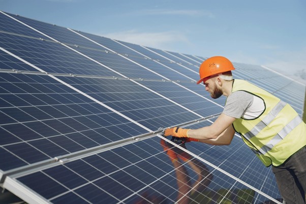 Composition d’un panneau solaire photovoltaïque. Panneaux solaires monocristallins